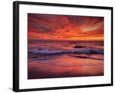 Usa California La Jolla Sunset At North End Of Windansea Beach Photographic Print Ann Collins Art Com Usa California La Jolla Sunset At North End Of Windansea Beach Photographic Print Ann Collins Art Com