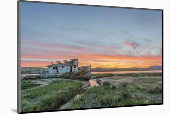 USA, California, Point Reyes National Seashore, Shipwreck sunrise-Rob Tilley-Mounted Photographic Print