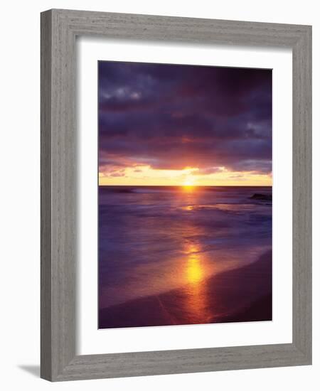 USA, California, San Diego, Sunset Cliffs Beach on the Pacific Ocean-Jaynes Gallery-Framed Photographic Print