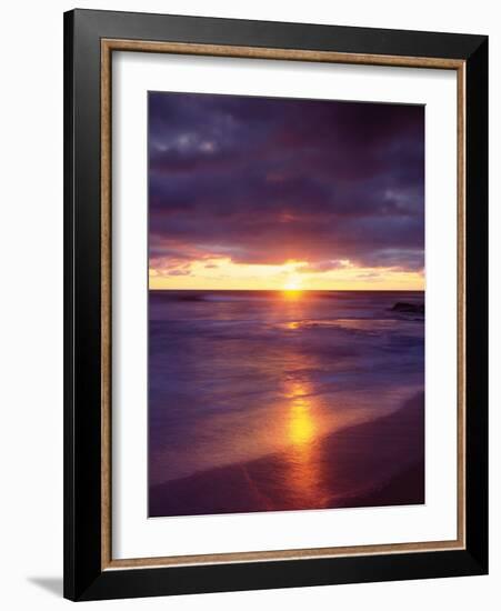 USA, California, San Diego, Sunset Cliffs Beach on the Pacific Ocean-Jaynes Gallery-Framed Photographic Print