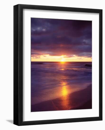 USA, California, San Diego, Sunset Cliffs Beach on the Pacific Ocean-Jaynes Gallery-Framed Photographic Print