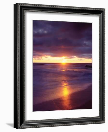 USA, California, San Diego, Sunset Cliffs Beach on the Pacific Ocean-Jaynes Gallery-Framed Photographic Print