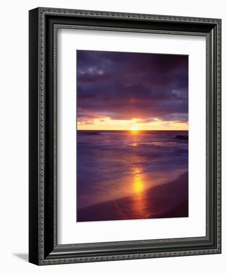 USA, California, San Diego, Sunset Cliffs Beach on the Pacific Ocean-Jaynes Gallery-Framed Photographic Print