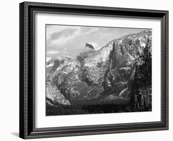 USA, California, Yosemite National Park-Zandria Muench Beraldo-Framed Photographic Print