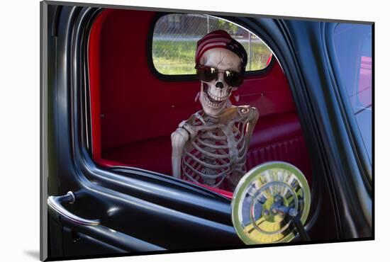 USA, Georgia, Savannah, Skeleton Character in Car Show-Joanne Wells-Mounted Photographic Print