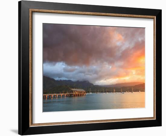 USA, Hawaii, Kauai, Hanalei Bay and Pier-Michele Falzone-Framed Photographic Print