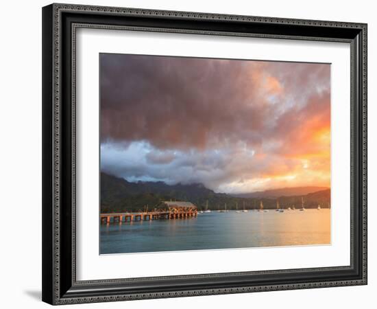 USA, Hawaii, Kauai, Hanalei Bay and Pier-Michele Falzone-Framed Photographic Print