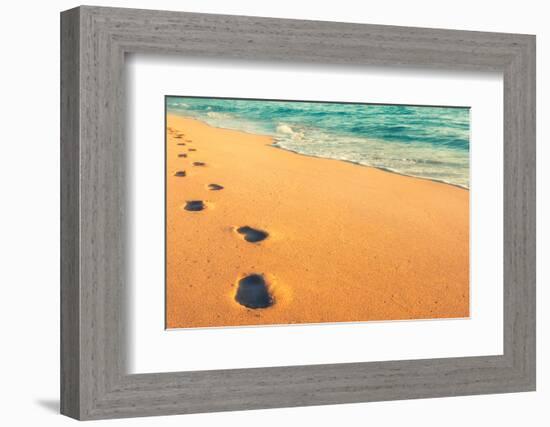 USA, Hawaii, Kauai, Kapa'a, be-Savanah Plank-Framed Photo