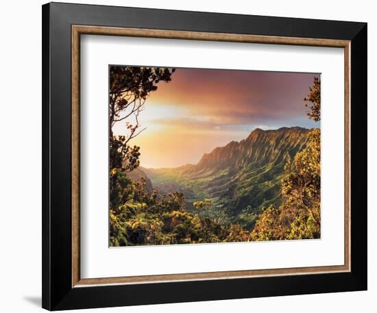 USA, Hawaii, Kauai, Kokee State Park, Kalalau Valley-Michele Falzone-Framed Photographic Print