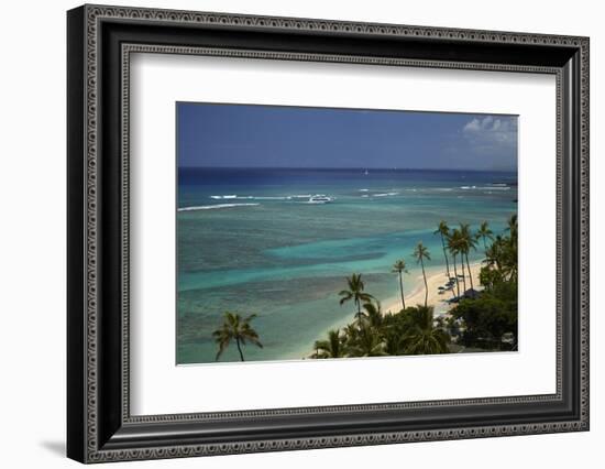 USA, Hawaii, Oahu, Honolulu, Waikiki, Fort Derussy Beach Park-David Wall-Framed Photographic Print