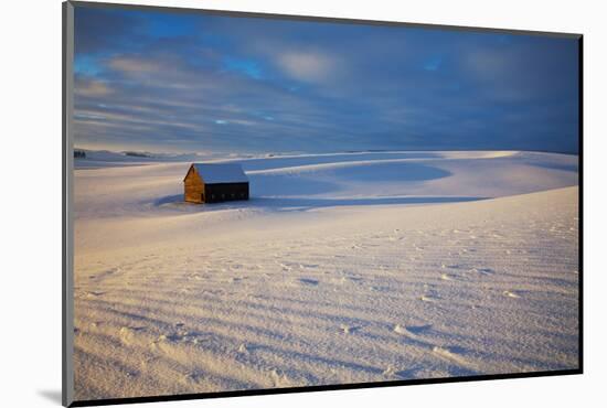 USA, Idaho, Small Barn in Snow Covered Field-Terry Eggers-Mounted Photographic Print