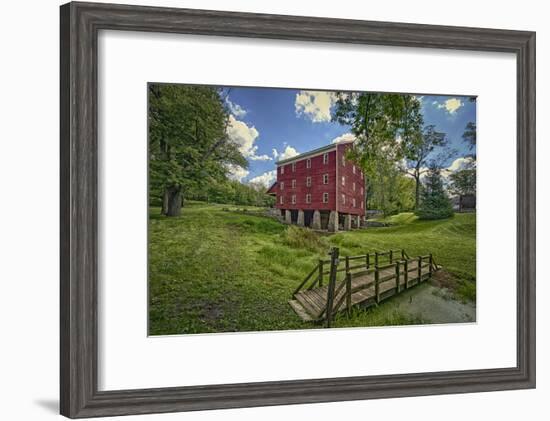 USA, Indiana, Cutler. Adams Mill-Rona Schwarz-Framed Photographic Print