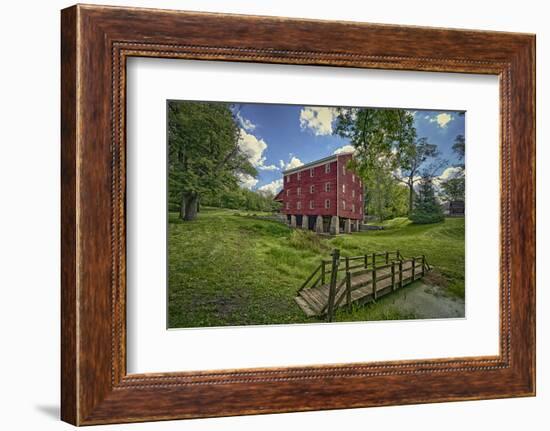 USA, Indiana, Cutler. Adams Mill-Rona Schwarz-Framed Photographic Print