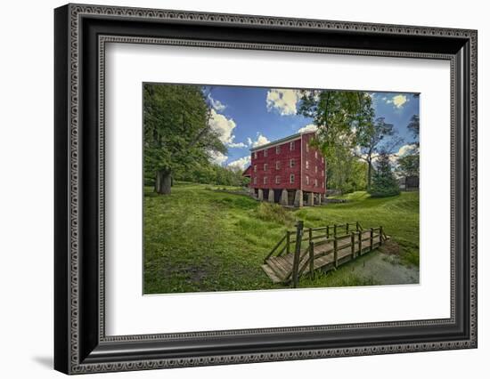 USA, Indiana, Cutler. Adams Mill-Rona Schwarz-Framed Photographic Print