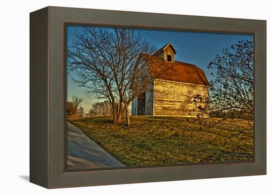 USA, Indiana, Rural Scene of Red Roofed Barn-Rona Schwarz-Framed Premier Image Canvas