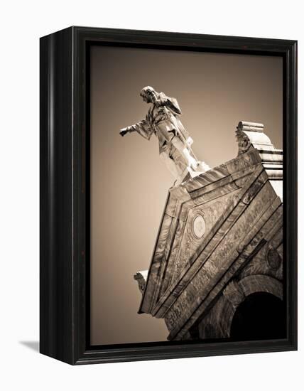 USA, Louisiana, New Orleans-Area, Metarie, Metairie Cemetery-Walter Bibikow-Framed Premier Image Canvas