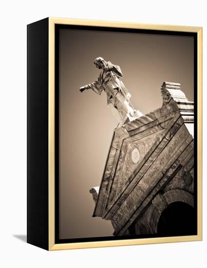 USA, Louisiana, New Orleans-Area, Metarie, Metairie Cemetery-Walter Bibikow-Framed Premier Image Canvas