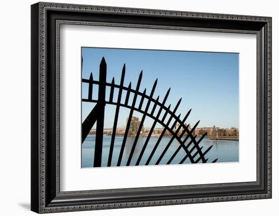 USA, Manhattan, Upper East Side. John Finley Walk along East River, iron grating in front of river-Alison Jones-Framed Photographic Print