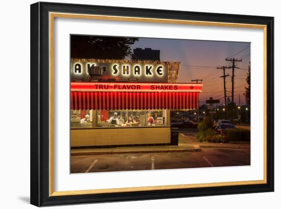 Usa, Midwest, Missouri, Route 66, Springfield, Steak 'N Shake Restaurant-Christian Heeb-Framed Photographic Print