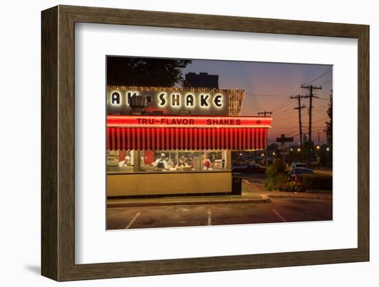 Usa, Midwest, Missouri, Route 66, Springfield, Steak 'N Shake Restaurant-Christian Heeb-Framed Photographic Print