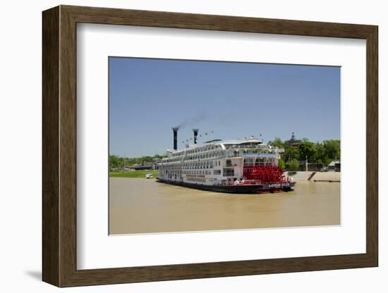 USA, Mississippi, Vicksburg. American Queen cruise paddlewheel boat.-Cindy Miller Hopkins-Framed Photographic Print