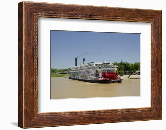 USA, Mississippi, Vicksburg. American Queen cruise paddlewheel boat.-Cindy Miller Hopkins-Framed Photographic Print