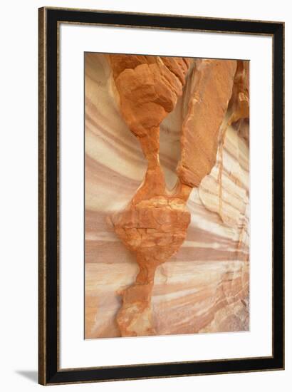 USA, Nevada. Valley of Fire State Park. Sculpted red sandstone-Kevin Oke-Framed Premium Photographic Print