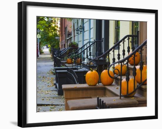 USA, New York, Brooklyn, Brooklyn Heights, Halloween Pumpkins-Alan Copson-Framed Photographic Print