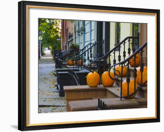 USA, New York, Brooklyn, Brooklyn Heights, Halloween Pumpkins-Alan Copson-Framed Photographic Print