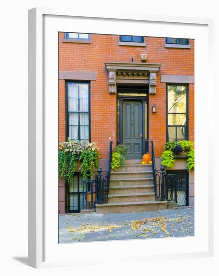 USA, New York, Brooklyn, Brooklyn Heights, Halloween Pumpkins-Alan Copson-Framed Photographic Print