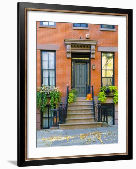 USA, New York, Brooklyn, Brooklyn Heights, Halloween Pumpkins-Alan Copson-Framed Photographic Print