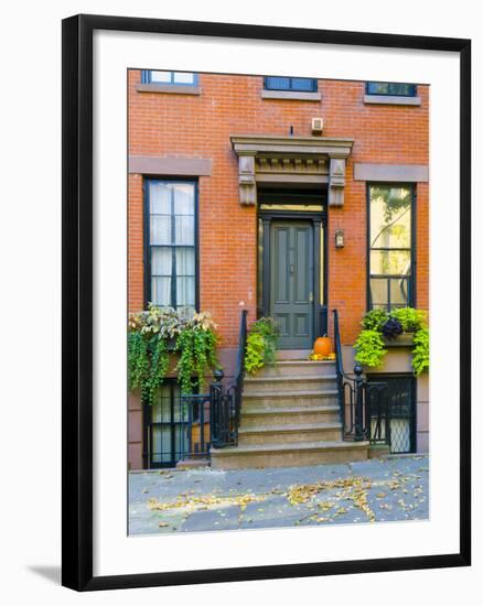 USA, New York, Brooklyn, Brooklyn Heights, Halloween Pumpkins-Alan Copson-Framed Photographic Print