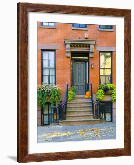 USA, New York, Brooklyn, Brooklyn Heights, Halloween Pumpkins-Alan Copson-Framed Photographic Print