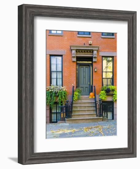 USA, New York, Brooklyn, Brooklyn Heights, Halloween Pumpkins-Alan Copson-Framed Photographic Print