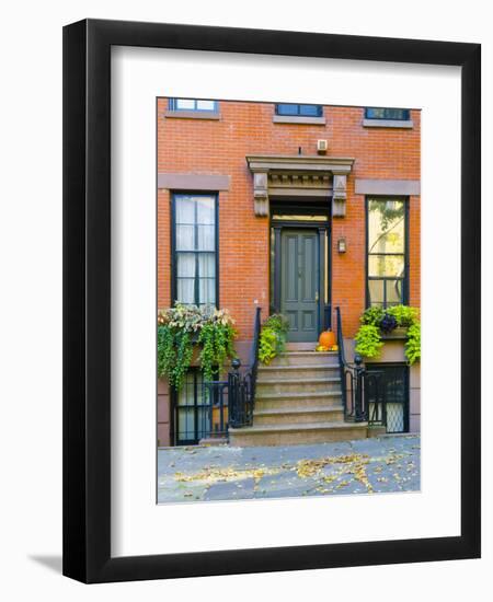 USA, New York, Brooklyn, Brooklyn Heights, Halloween Pumpkins-Alan Copson-Framed Photographic Print