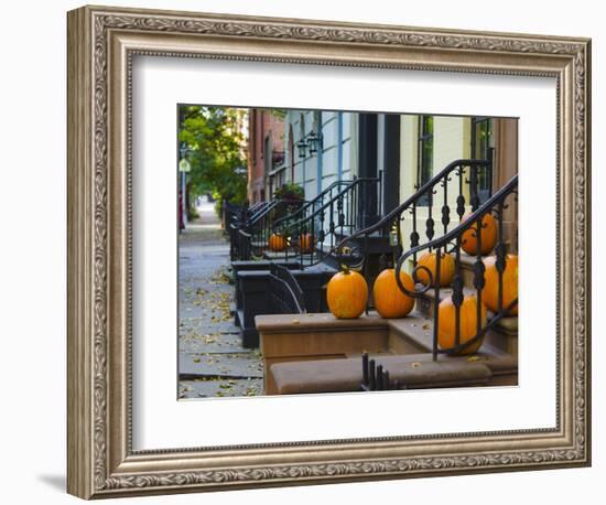 USA, New York, Brooklyn, Brooklyn Heights, Halloween Pumpkins-Alan Copson-Framed Photographic Print