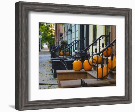 USA, New York, Brooklyn, Brooklyn Heights, Halloween Pumpkins-Alan Copson-Framed Photographic Print