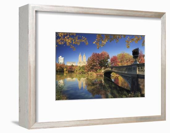 Usa, New York City, Manhattan, Central Park, Bow Bridge-Michele Falzone-Framed Photographic Print