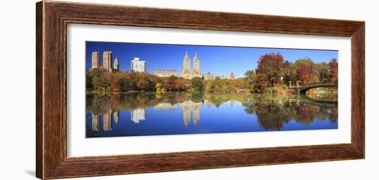 Usa, New York City, Manhattan, Central Park, Bow Bridge-Michele Falzone-Framed Photographic Print