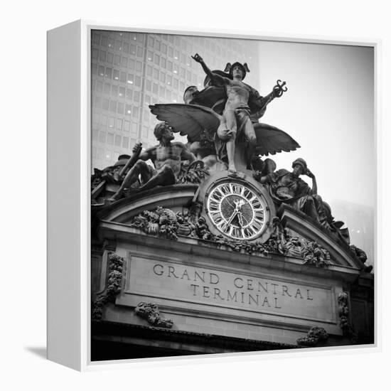 USA, New York City, Manhattan, Midtown, Grand Central Station-Alan Copson-Framed Premier Image Canvas