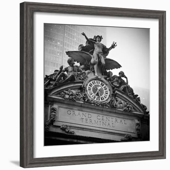 USA, New York City, Manhattan, Midtown, Grand Central Station-Alan Copson-Framed Photographic Print