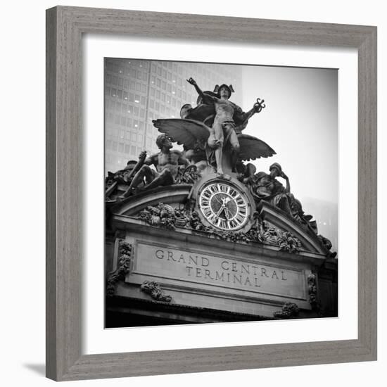 USA, New York City, Manhattan, Midtown, Grand Central Station-Alan Copson-Framed Photographic Print