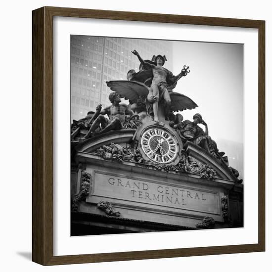 USA, New York City, Manhattan, Midtown, Grand Central Station-Alan Copson-Framed Photographic Print