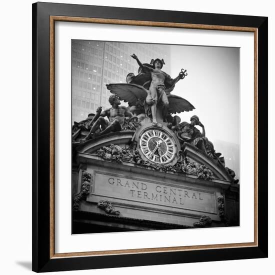 USA, New York City, Manhattan, Midtown, Grand Central Station-Alan Copson-Framed Photographic Print