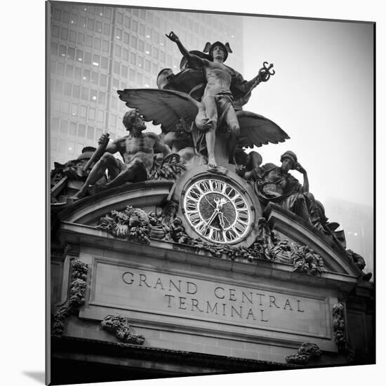 USA, New York City, Manhattan, Midtown, Grand Central Station-Alan Copson-Mounted Photographic Print