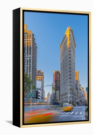 Usa, New York, Manhattan, Midtown, the Flatiron Building-Alan Copson-Framed Premier Image Canvas