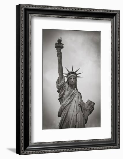 Usa, New York, New York City, Statue of Liberty National Monument-Michele Falzone-Framed Photographic Print