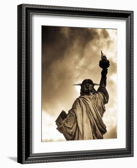 USA, New York, Statue of Liberty-Alan Copson-Framed Photographic Print