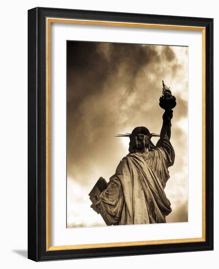 USA, New York, Statue of Liberty-Alan Copson-Framed Photographic Print