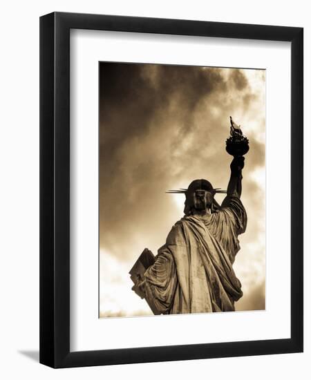 USA, New York, Statue of Liberty-Alan Copson-Framed Photographic Print